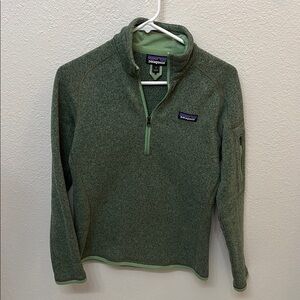 Patagonia Green Cowl Neck Sweater with Turtleneck Design